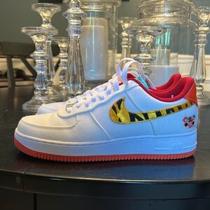 Nike Air Force 1 Limited Edition Year of the Tiger Sz 9.5 worn once